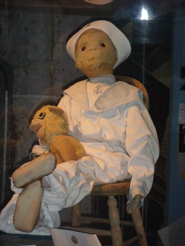 Robert-the-Doll