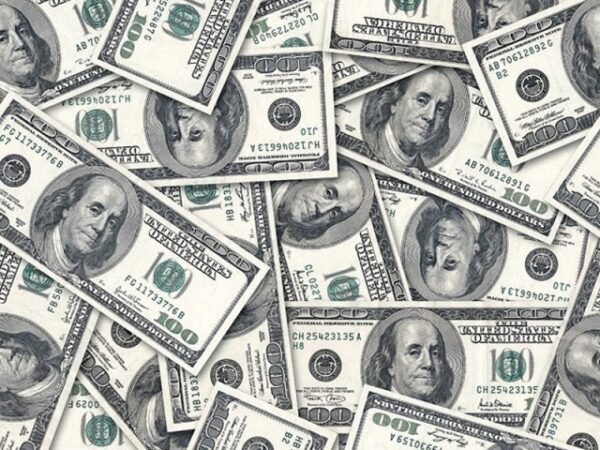 646912-dollar-1387304189-999-640x480