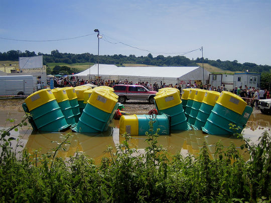 Glastonbury-toilet-2005