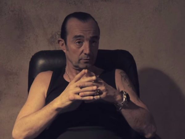 now-francois-petit-hasnt-been-in-much-since-mortal-kombat-but-one-of-his-recent-roles-is-as-a-martial-artist-in-the-2010-comedy-swishbucklers