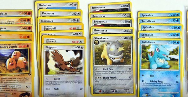 670px-Organize-Pokemon-Cards-Step-4