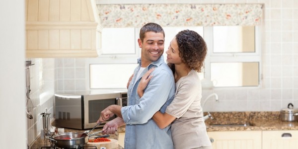 b54e197a0439bff6_couple-living-together_fp.xxxlarge-838x419
