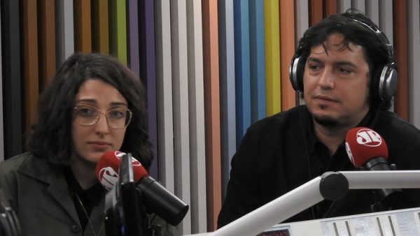 686081248-clarice-falcao-e-tomas-portella-visitam-o-panico-veja-fotos-1564173679