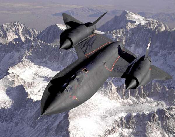 Lockheed SR-71 Blackbird- avião