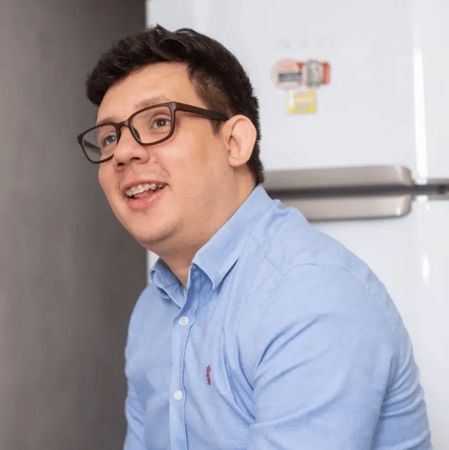 Erlan Martins paga indenização