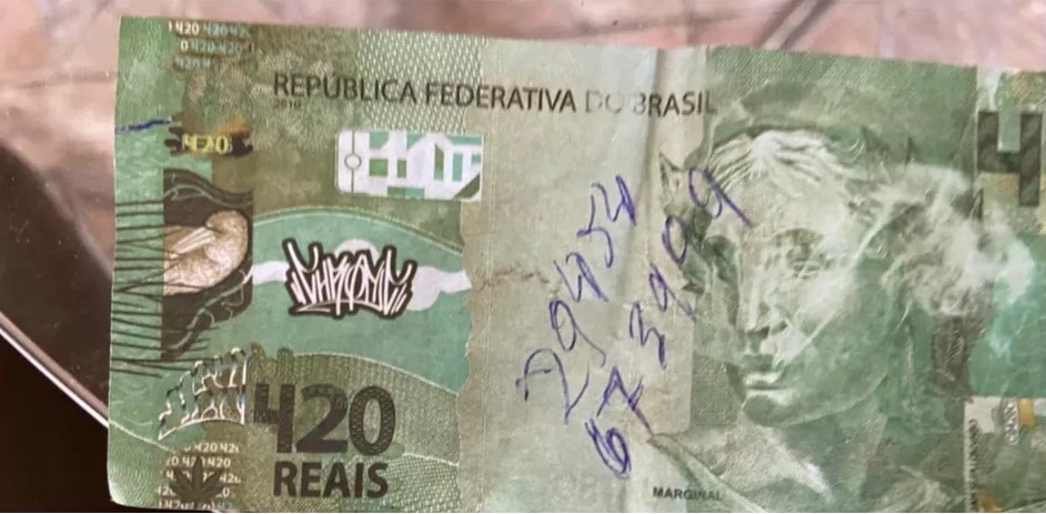 Cédula 420 apreendida por Polícia Federal