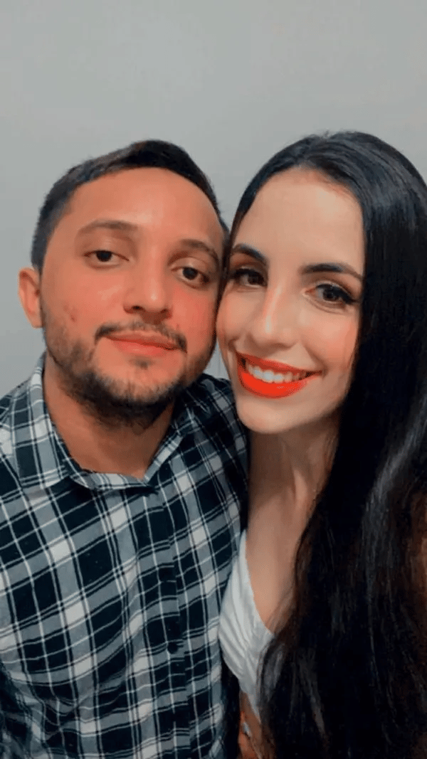 dalila e namorado kit farmácia