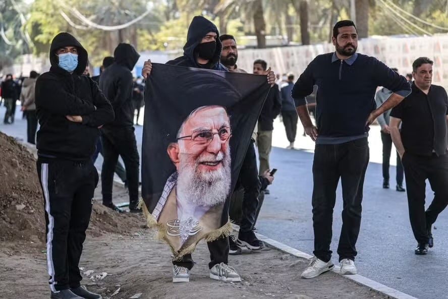 Protestantes de Ali Khamenei