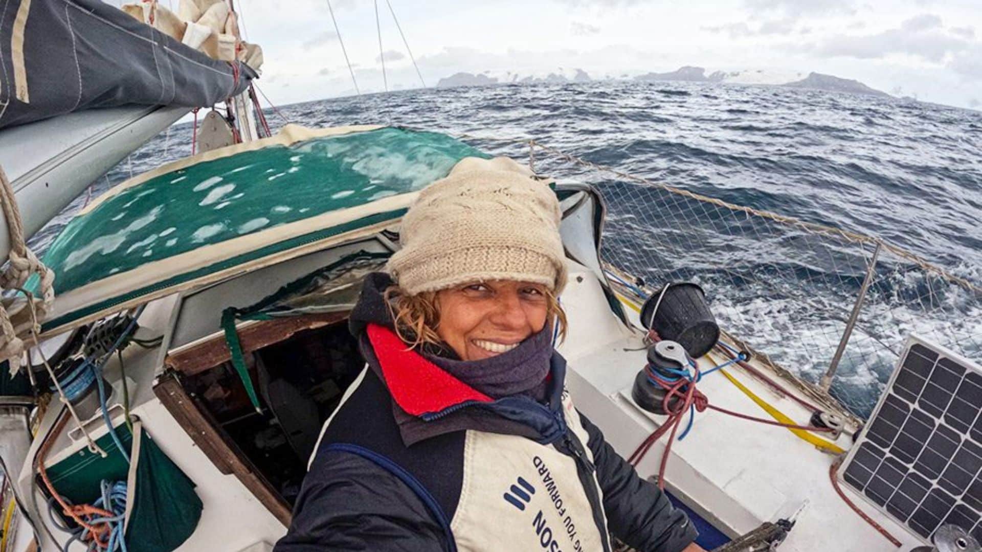 Izabel Pimentel durante travessia solo até a Antártica enfrentando gelo e mares extremos.